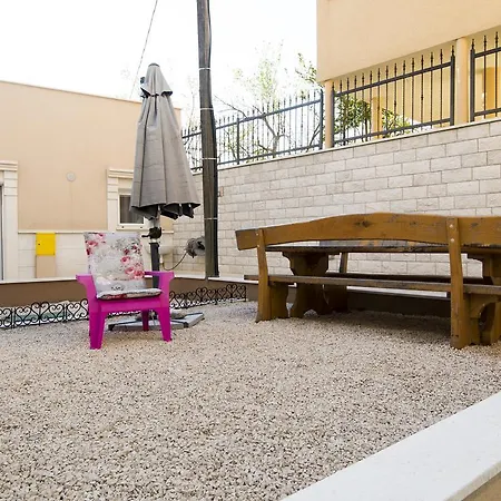 Appartamento Avama View *