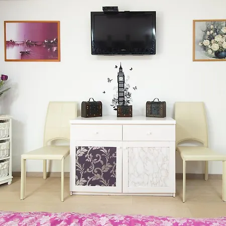 Avama View Apartment