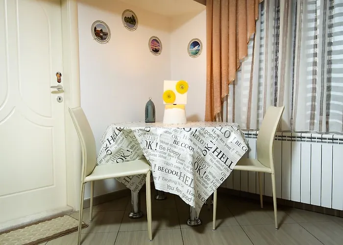 Avama View פודסטראנה