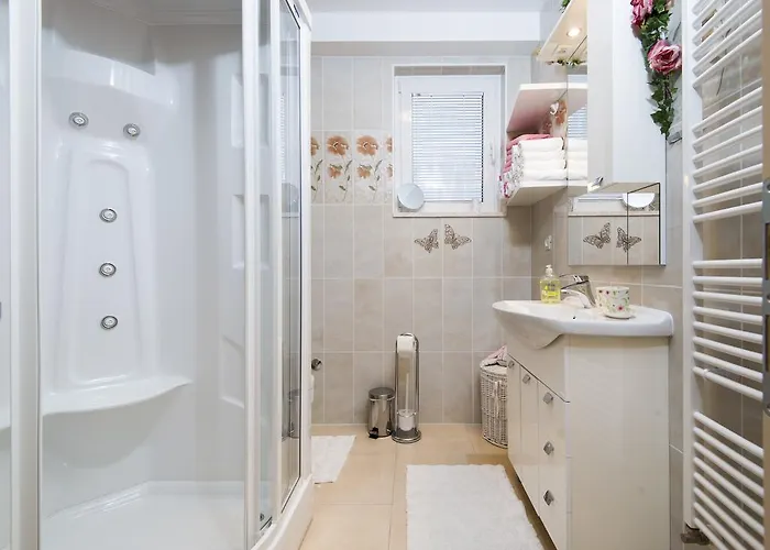 Avama View דירה *